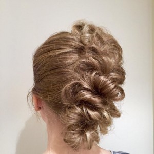 juhlakampaus-HairByM