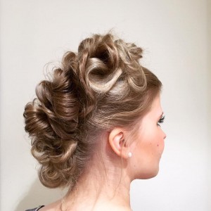 juhlakampaus-HairByM